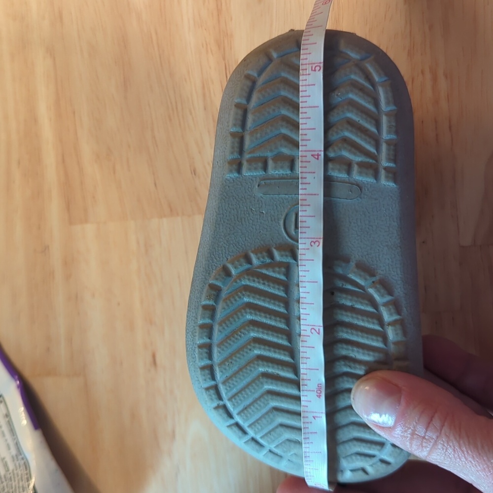Kids Crocs - Picture 5 of 5